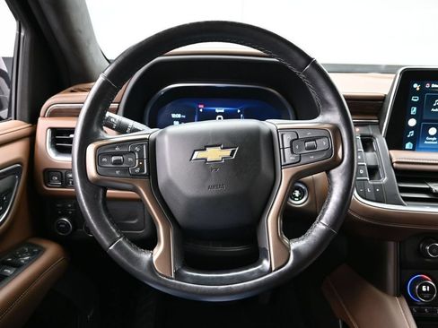 Used 2022 Chevrolet Tahoe High Country w/ Premium Package 2 AWD/4WD image 25