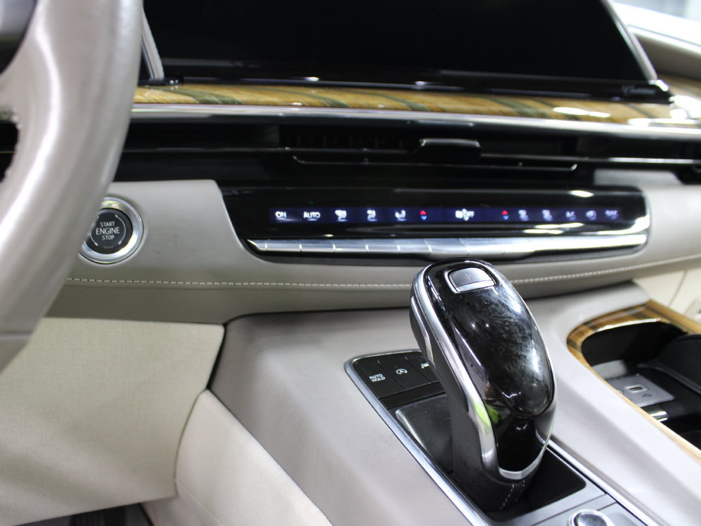 Used 2021 Cadillac Escalade ESV Premium Luxury Platinum AWD/4WD image 73