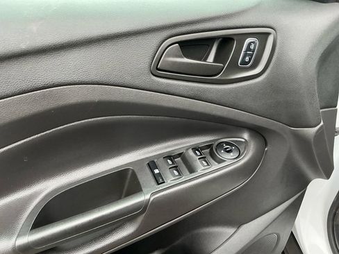 Used 2017 Ford Escape S image 16