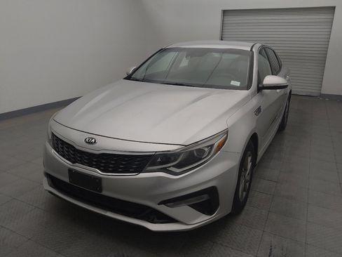 Used 2020 Kia Optima LX image 15