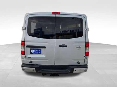 Used 2021 Nissan NV 3500 SL RWD image 8