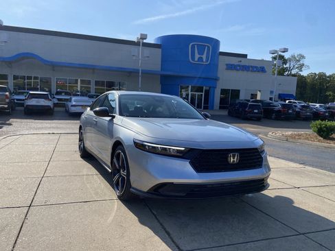 New 2026 Honda Accord SE image 2