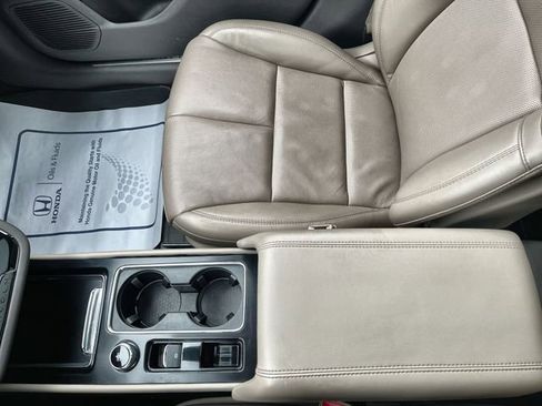 Used 2022 Lincoln Corsair AWD w/ Premium Package image 25