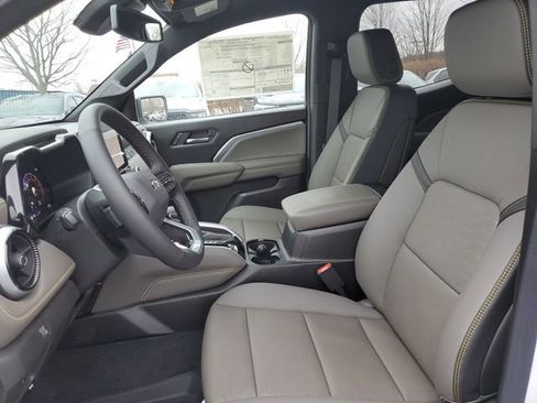 New 2026 Chevrolet Colorado ZR2 w/ Technology Package image 19