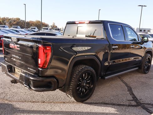 Used 2022 GMC Sierra 1500 Denali w/ Denali Premium Package image 4