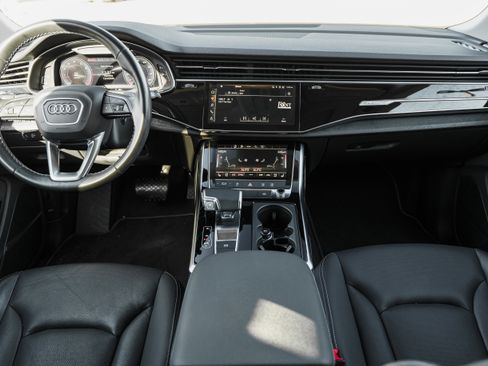 Used 2022 Audi Q8 Premium Plus w/ Premium Plus Package image 8