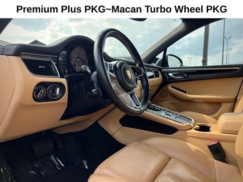Used 2017 Porsche Macan AWD/4WD image 39