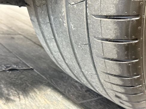 Used 2021 Tesla Model Y Performance image 31