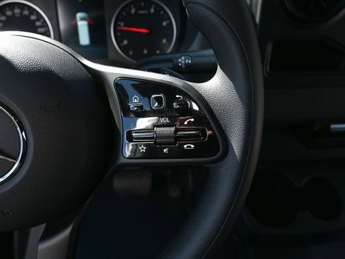 Used 2023 Mercedes-Benz Sprinter 4500 image 11