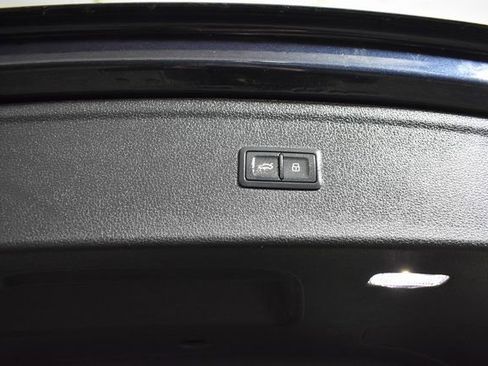 Used 2018 Audi Q5 2.0T Premium Plus w/ Premium Plus Package image 30