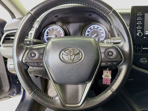 Used 2021 Toyota Camry SE FWD image 12