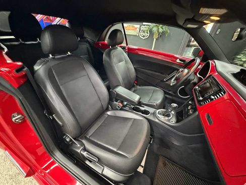 Used 2013 Volkswagen Beetle TDI FWD image 16