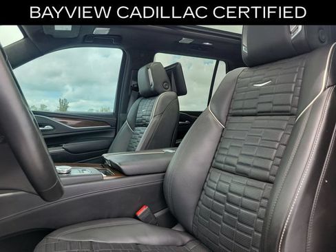 Certified 2023 Cadillac Escalade Sport Platinum RWD image 30