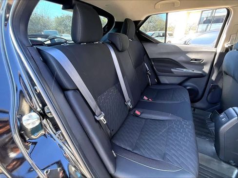 Used 2024 Nissan Kicks SV image 18