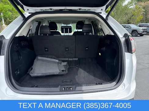 Used 2018 Ford Edge SEL w/ Equipment Group 201A AWD/4WD image 11