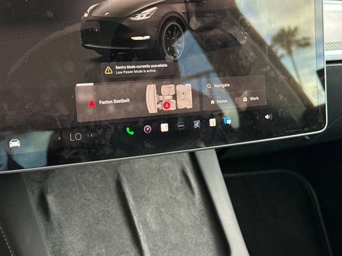 Used 2022 Tesla Model Y Performance image 20