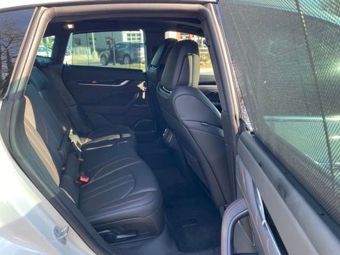 Used 2024 Maserati Levante Modena Ultima image 42