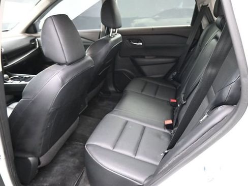 Used 2023 Nissan Rogue SV w/ SV Premium B Package image 19