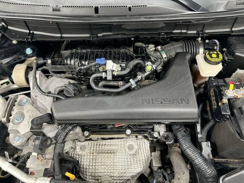 Used 2018 Nissan Rogue SV FWD image 23