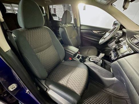 Used 2019 Nissan Rogue SV AWD/4WD image 23