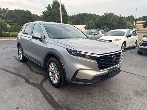 Used 2023 Honda CR-V EX image 9
