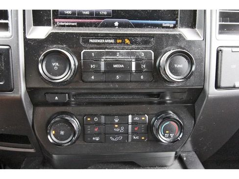 Used 2015 Ford F150 XLT w/ Equipment Group 302A Luxury AWD/4WD image 26