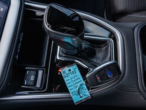 New 2025 Subaru Outback Premium image 23