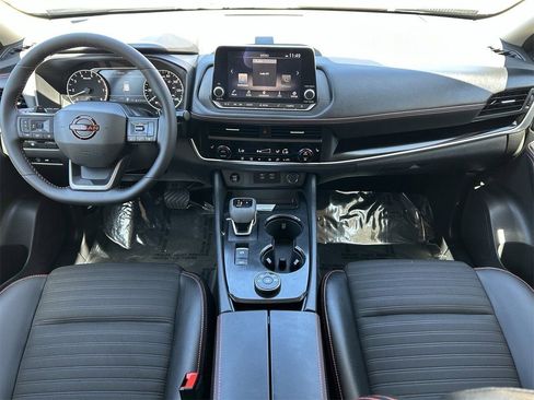 New 2026 Nissan Rogue SV image 18