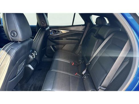 Used 2024 Chevrolet Blazer EV LT AWD/4WD image 12