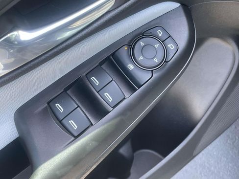 Used 2025 Buick Envista Preferred w/ Convenience I Package FWD image 17