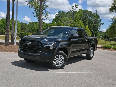 Used 2026 Toyota Tundra SR5 AWD/4WD image 6