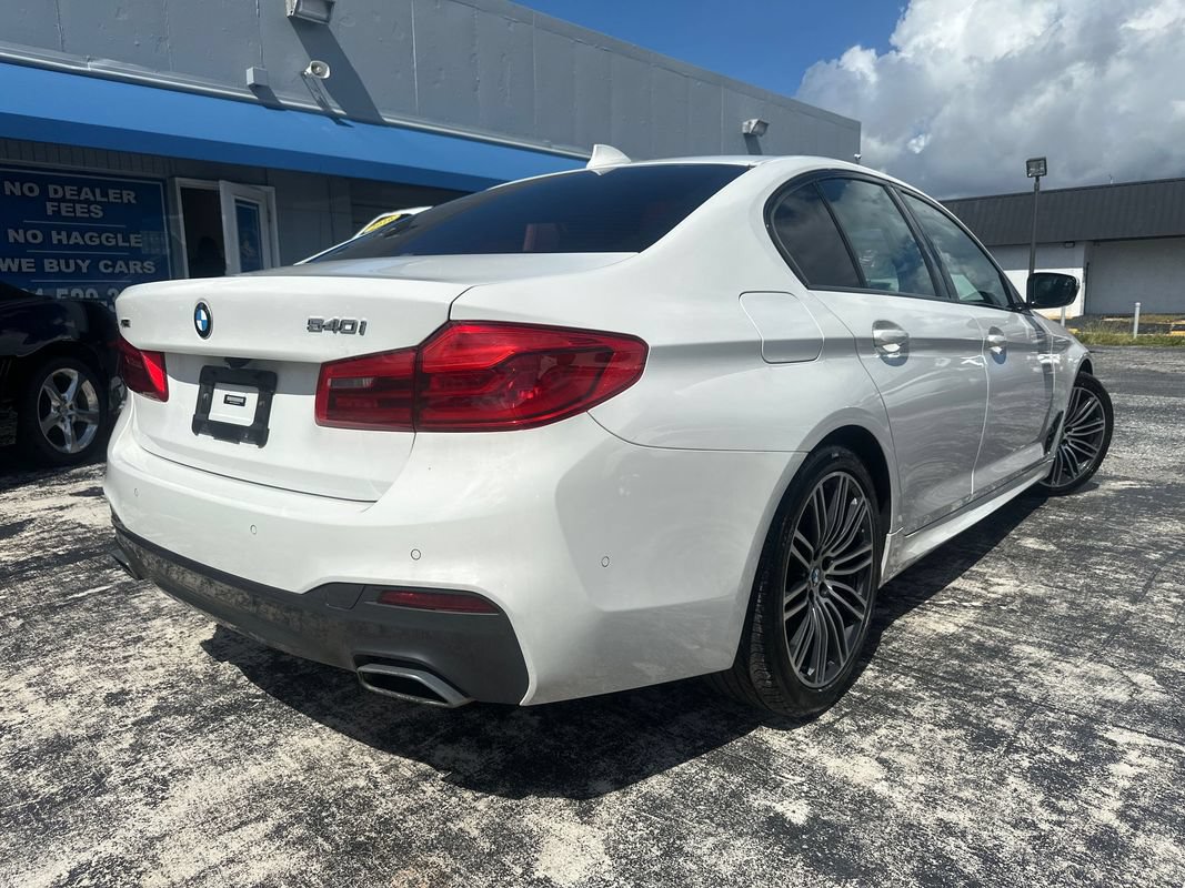 Used 2019 BMW 540i xDrive w/ M Sport Package AWD/4WD image 2