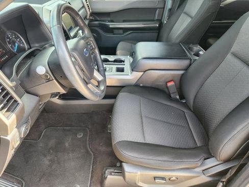 Used 2020 Ford Expedition XLT image 12