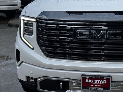 Used 2024 GMC Sierra 1500 Denali Ultimate AWD/4WD image 6
