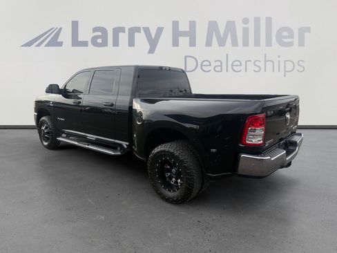 Used 2022 RAM 3500 Big Horn w/ Max Tow Package image 3