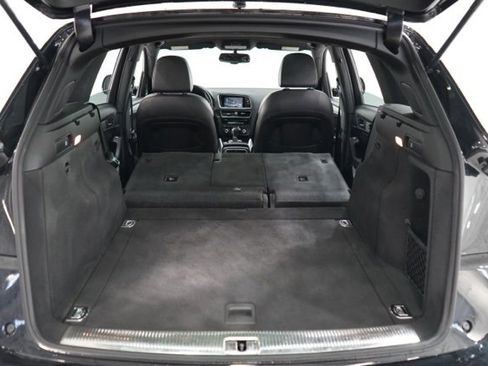 Used 2017 Audi Q5 2.0T Premium Plus w/ Technology Package image 34