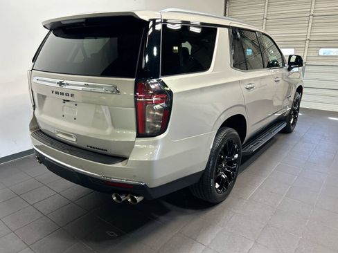 Used 2024 Chevrolet Tahoe Premier AWD/4WD image 3