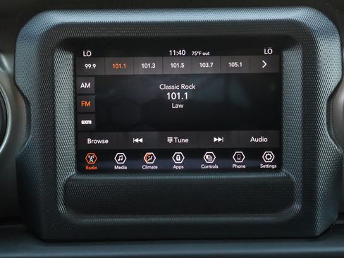 Used 2021 Jeep Wrangler Unlimited Sport AWD/4WD image 21