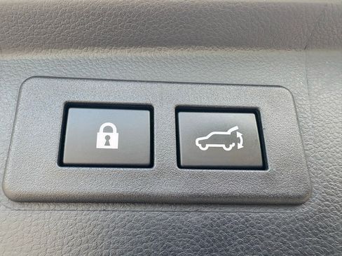 Used 2023 Subaru Outback Limited image 16