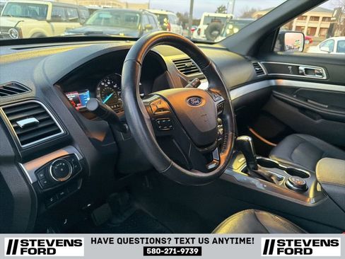 Used 2017 Ford Explorer XLT w/ Equipment Group 202A image 22