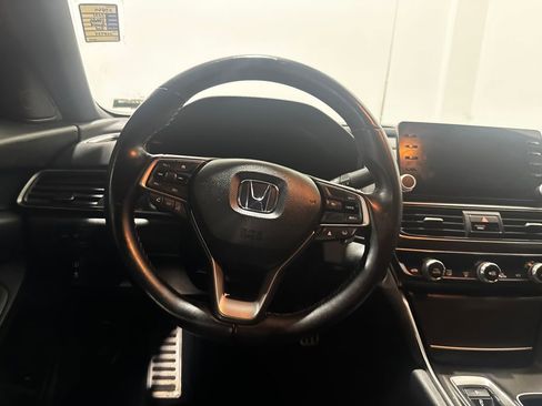 Used 2021 Honda Accord Sport image 4