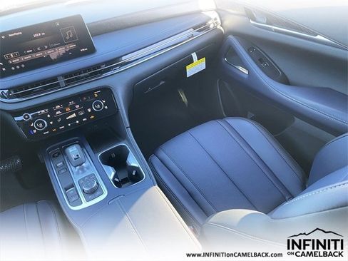 New 2026 INFINITI QX60 Luxe image 16