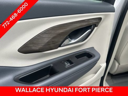 Used 2022 GMC Terrain Denali AWD/4WD image 16