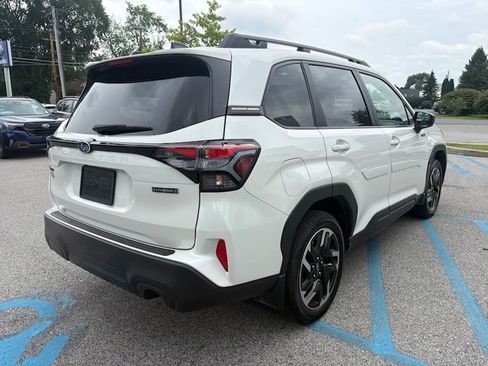 Used 2025 Subaru Forester Premium w/ Protection Package (1PH) AWD/4WD image 7