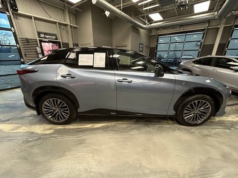 Used 2023 Lexus RZ 450e Premium w/ Accessory Package (P1) AWD/4WD image 27