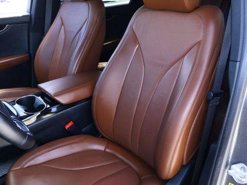 Used 2022 Lincoln Nautilus Reserve w/ Luxury Package FWD image 14
