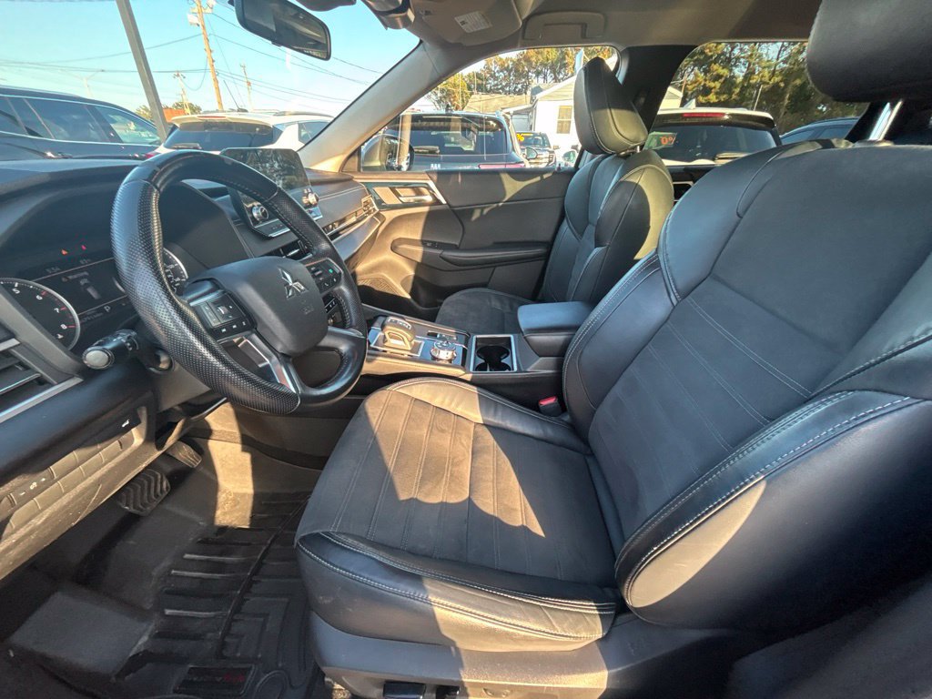 Used 2022 Mitsubishi Outlander SE FWD image 10