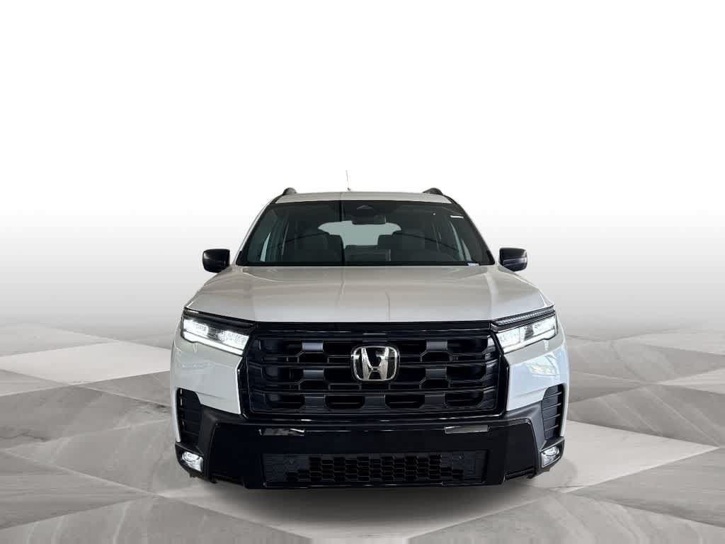 New 2026 Honda Pilot Sport image 3