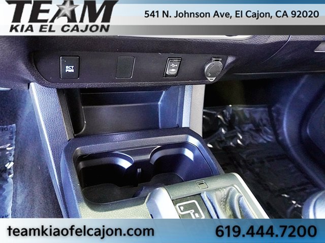 Used 2017 Toyota Tacoma SR5 w/ Tow Package AWD/4WD image 33