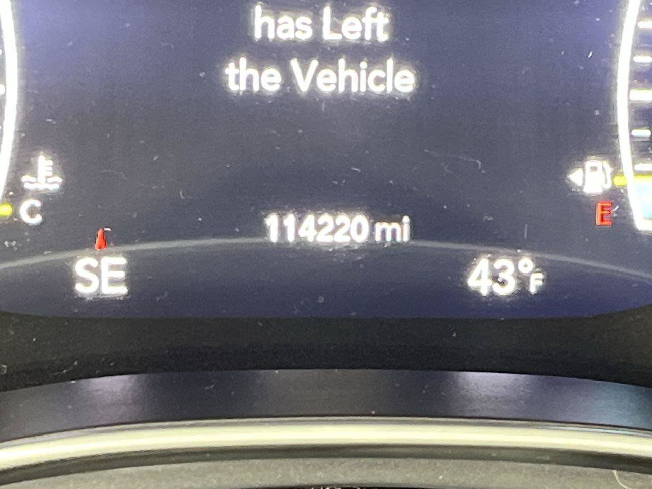 Used 2018 Chrysler Pacifica Touring-L Plus FWD image 16